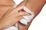 Dukal Wet Wipes. Case of 576 Pre-moistened Wipes in Soft Packs. Personal Hygiene Products with Aloe and Lanolin. Hypoallergenic & Alcohol-Free. Mild F
